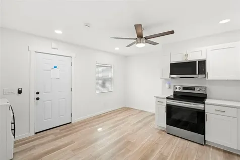 3103 16th Street N St Petersburg FL 33704