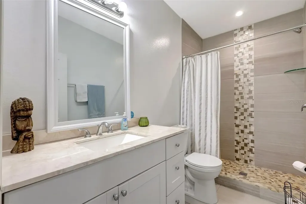 2425 21st Street Sarasota FL 34234