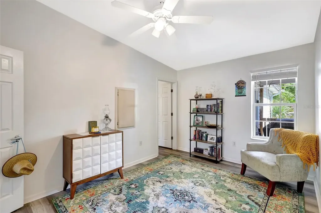 2425 21st Street Sarasota FL 34234