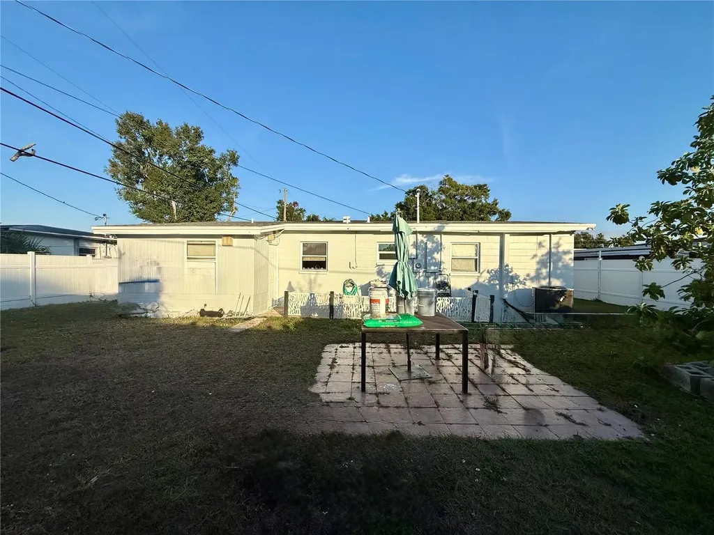 4916 Eldorado Drive Tampa FL 33615