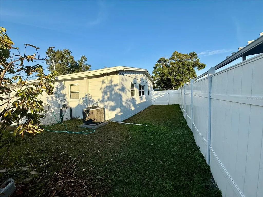 4916 Eldorado Drive Tampa FL 33615