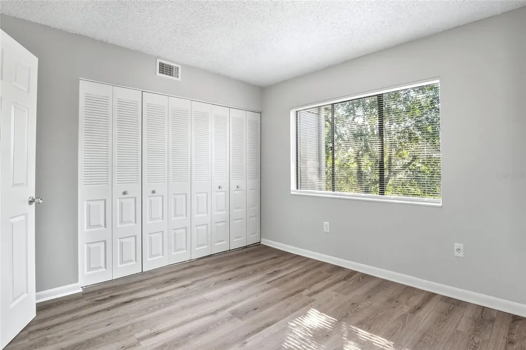 3236 S Semoran Boulevard Orlando FL 32822