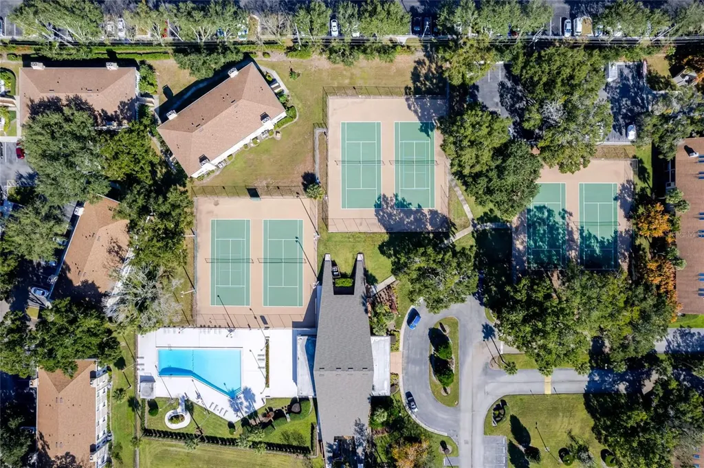 3236 S Semoran Boulevard Orlando FL 32822