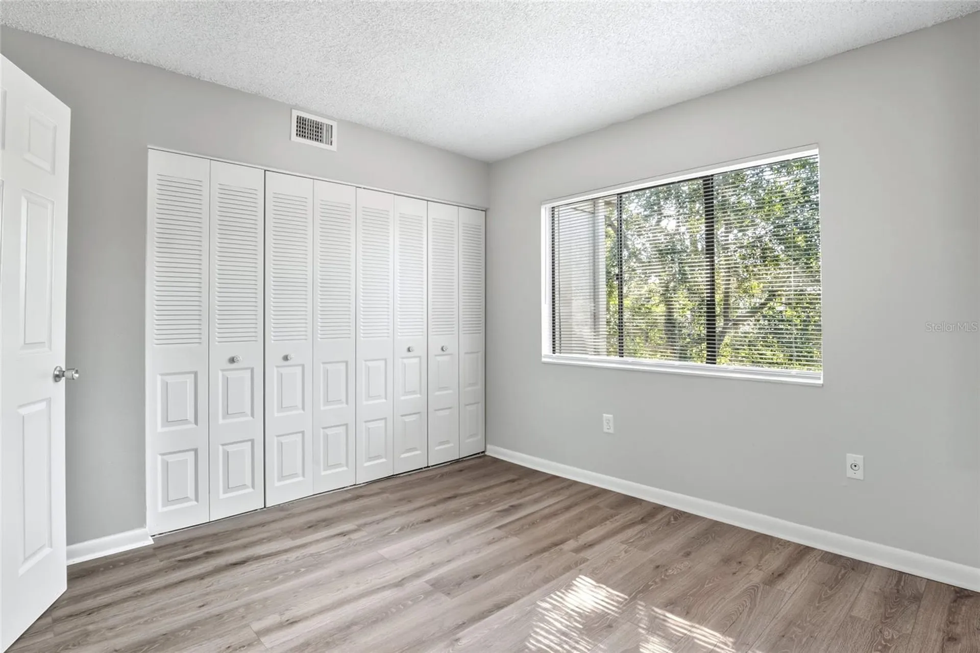 3236 S Semoran Boulevard Orlando FL 32822