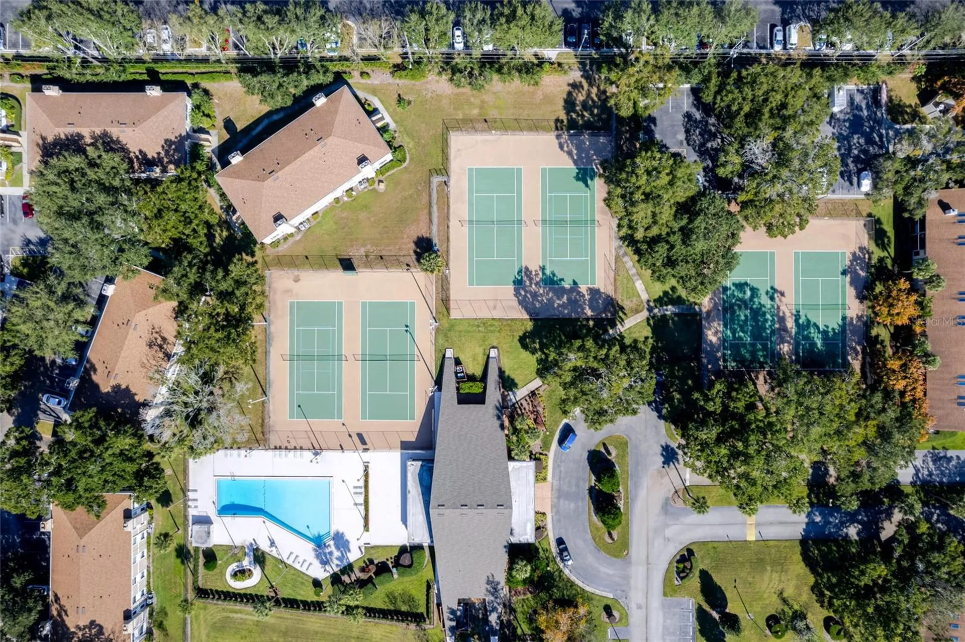 3236 S Semoran Boulevard Orlando FL 32822
