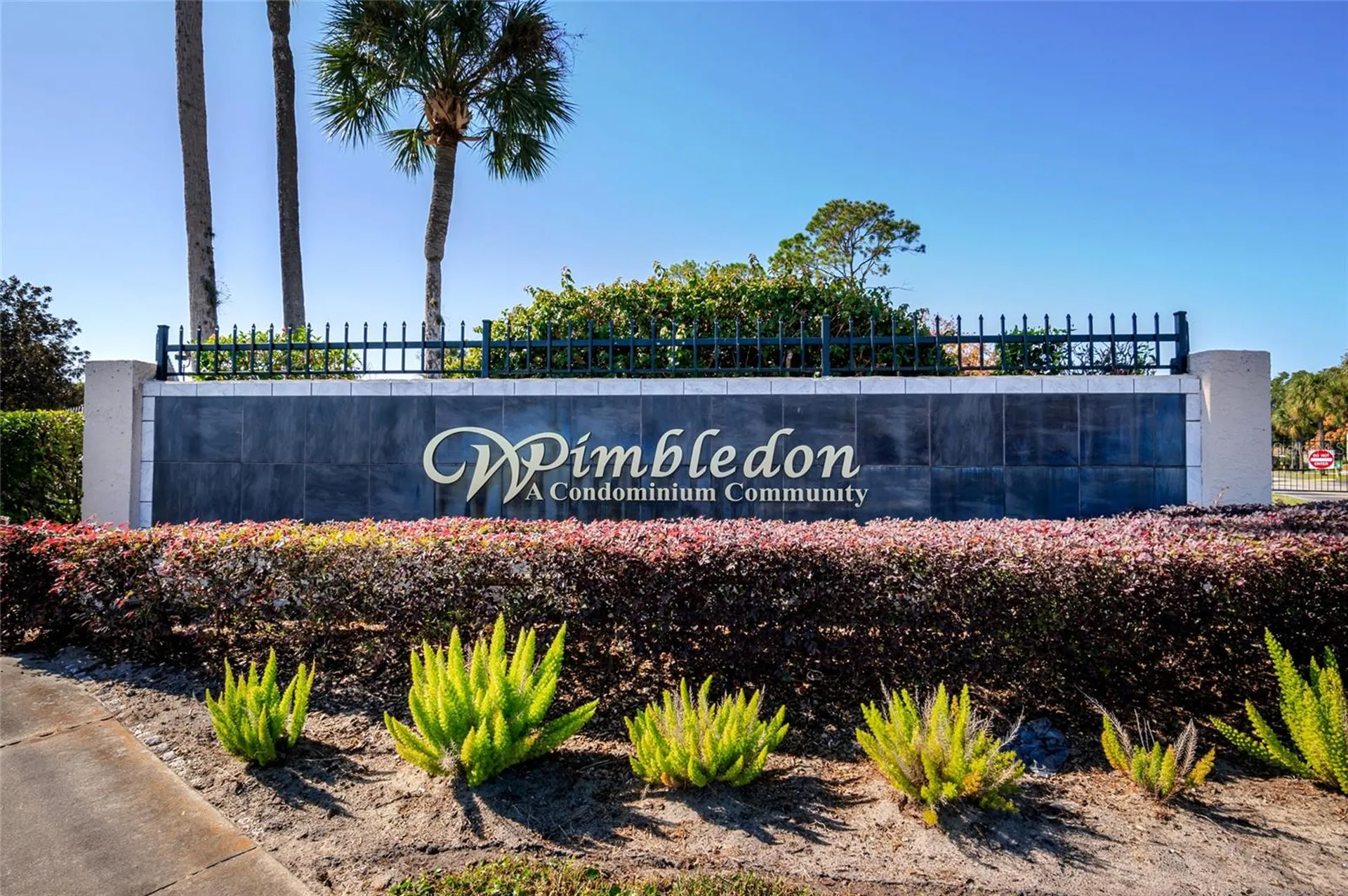 3236 S Semoran Boulevard Orlando FL 32822