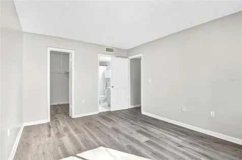 3236 S Semoran Boulevard Orlando FL 32822