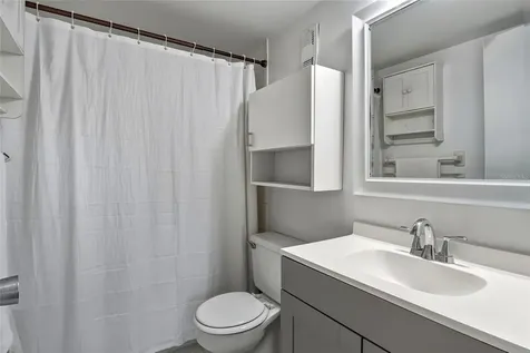 3236 S Semoran Boulevard Orlando FL 32822