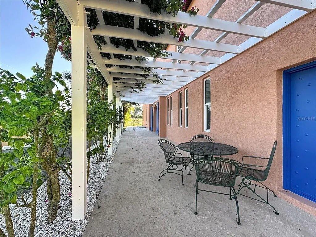 19600 E State Road 64 Bradenton FL 34212