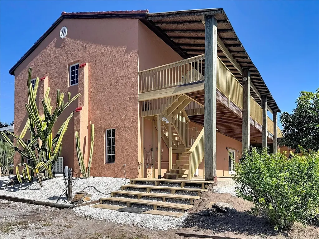 19600 E State Road 64 Bradenton FL 34212
