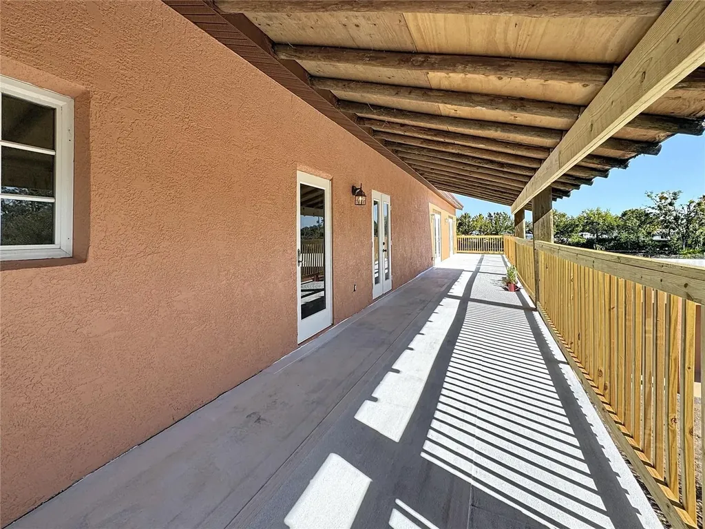 19600 E State Road 64 Bradenton FL 34212