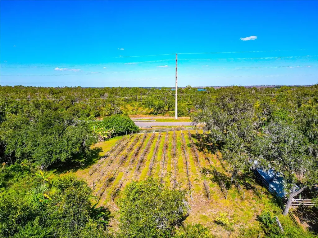 19600 E State Road 64 Bradenton FL 34212