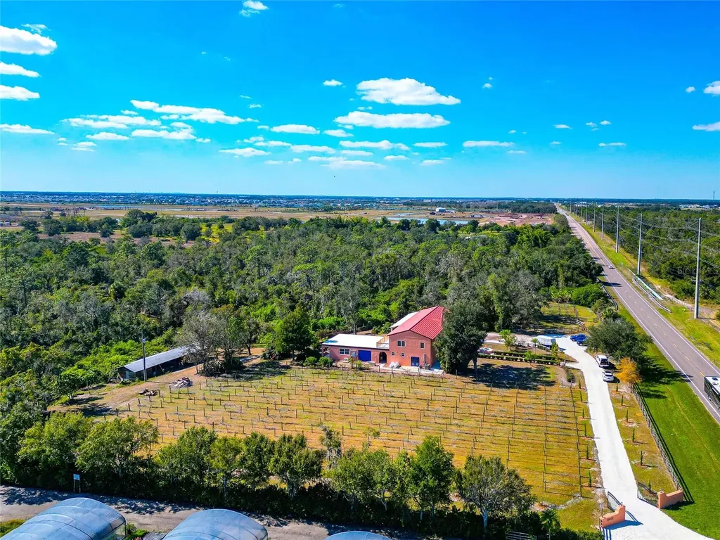 19600 E State Road 64 Bradenton FL 34212
