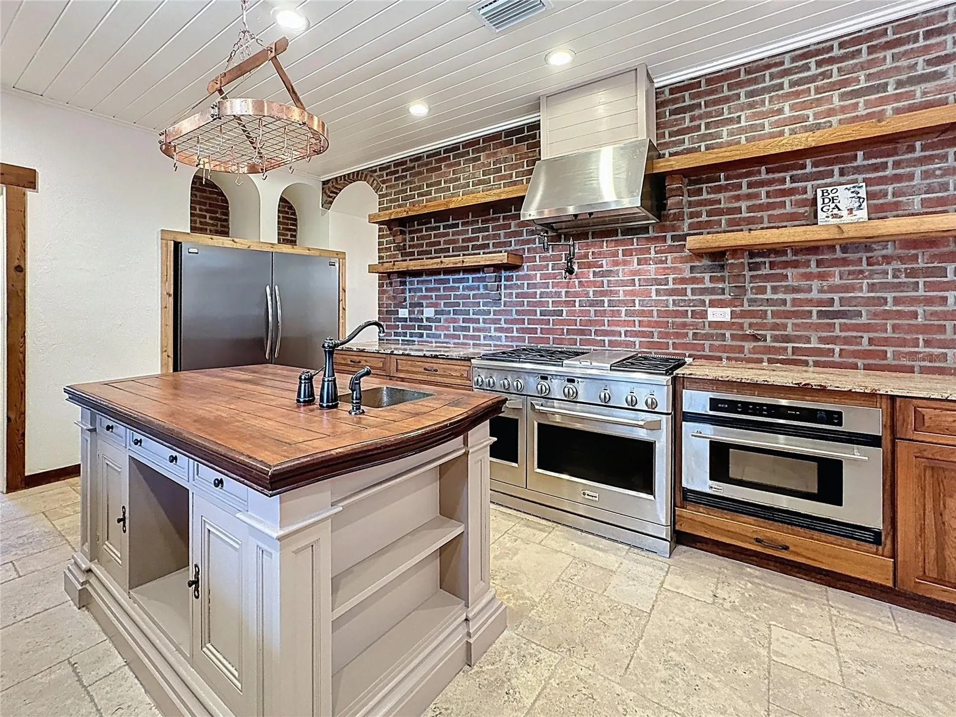 19600 E State Road 64 Bradenton FL 34212
