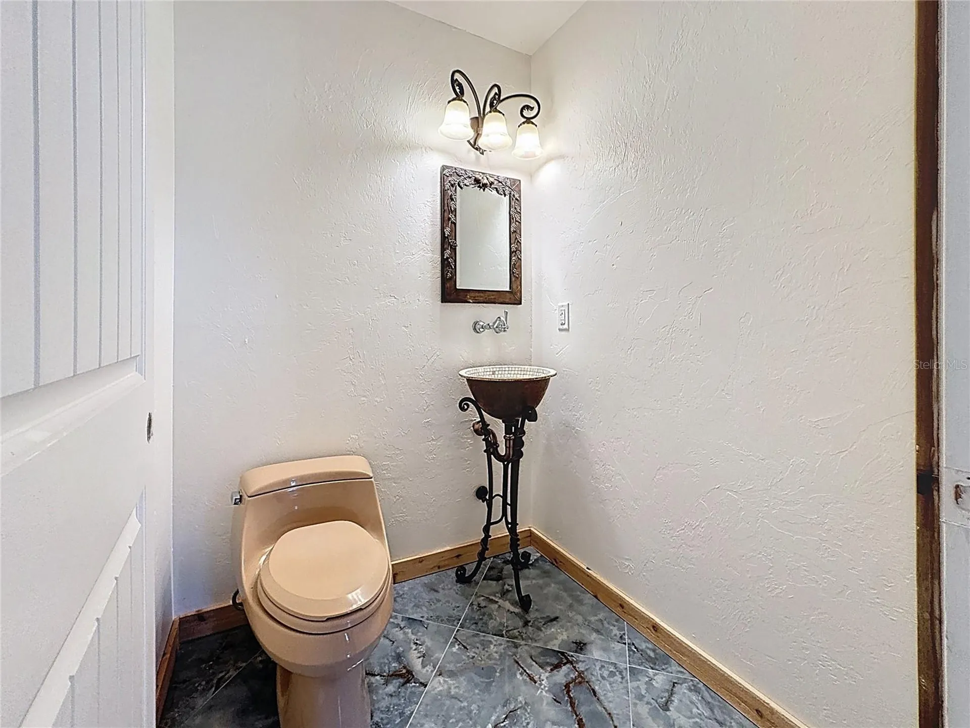19600 E State Road 64 Bradenton FL 34212