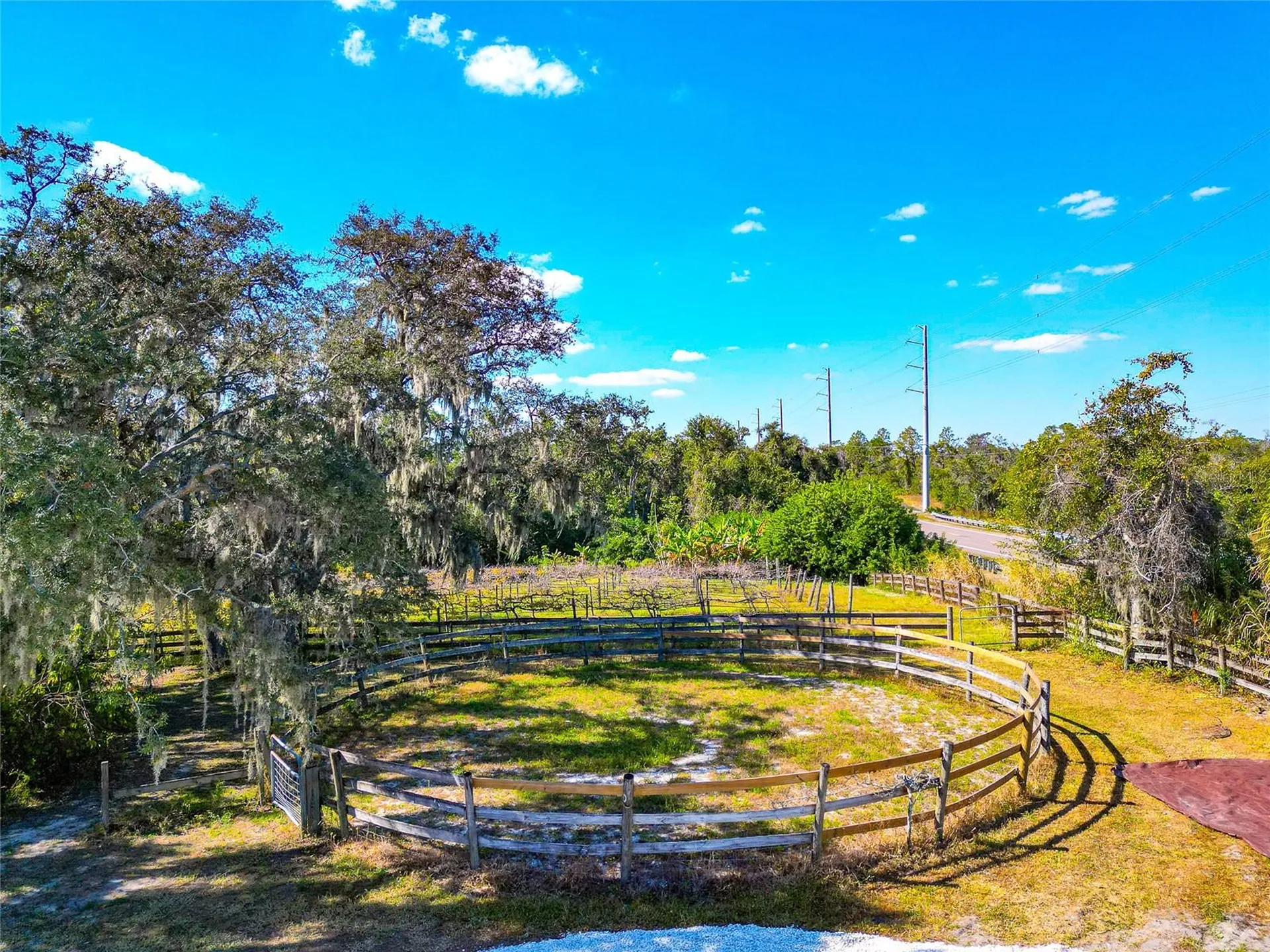 19600 E State Road 64 Bradenton FL 34212