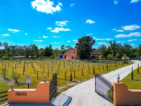 19600 E State Road 64 Bradenton FL 34212