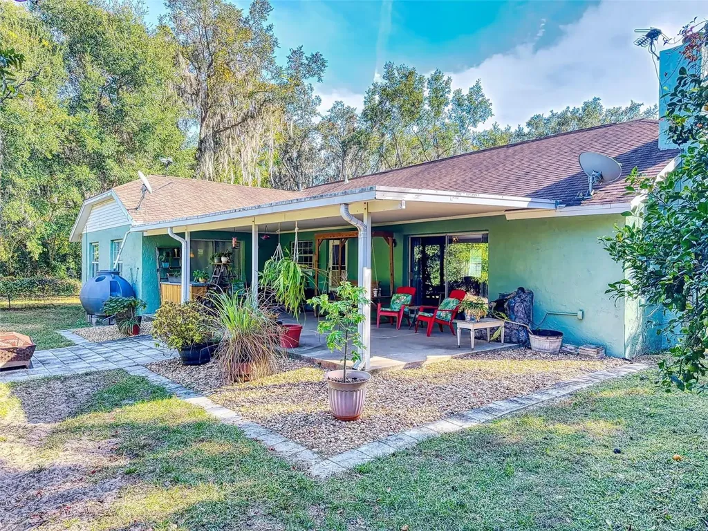 3851 Thistlewood Way Okahumpka FL 34762
