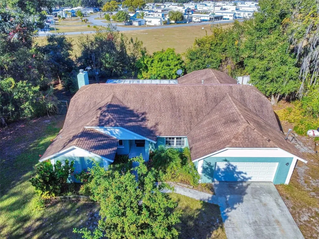 3851 Thistlewood Way Okahumpka FL 34762