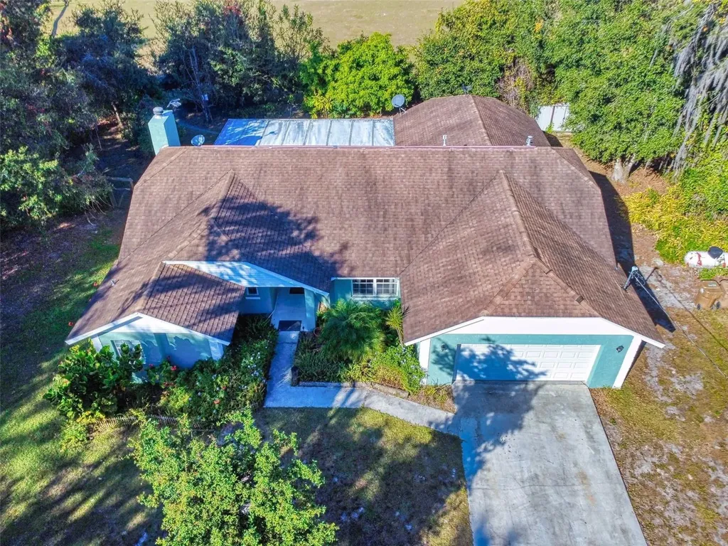 3851 Thistlewood Way Okahumpka FL 34762