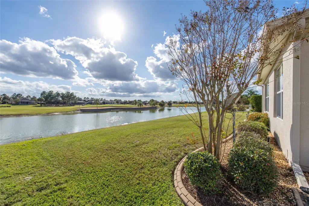 9479 SW 71st Loop Ocala FL 34481