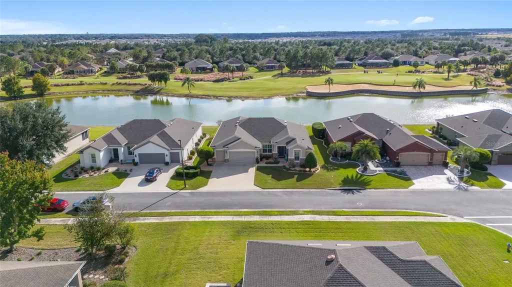 9479 SW 71st Loop Ocala FL 34481