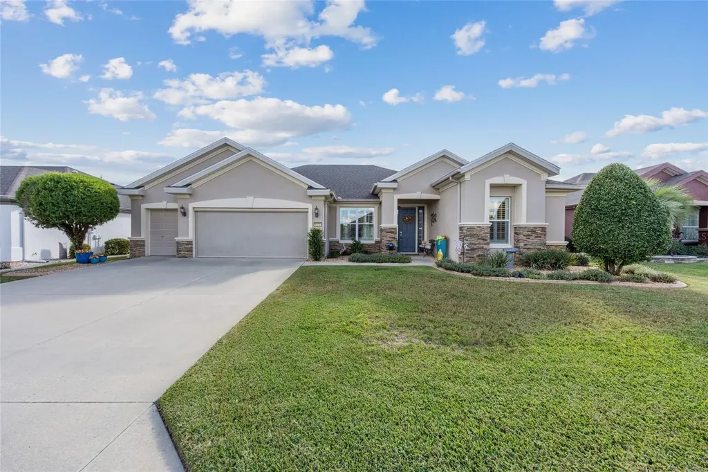 9479 SW 71st Loop Ocala FL 34481