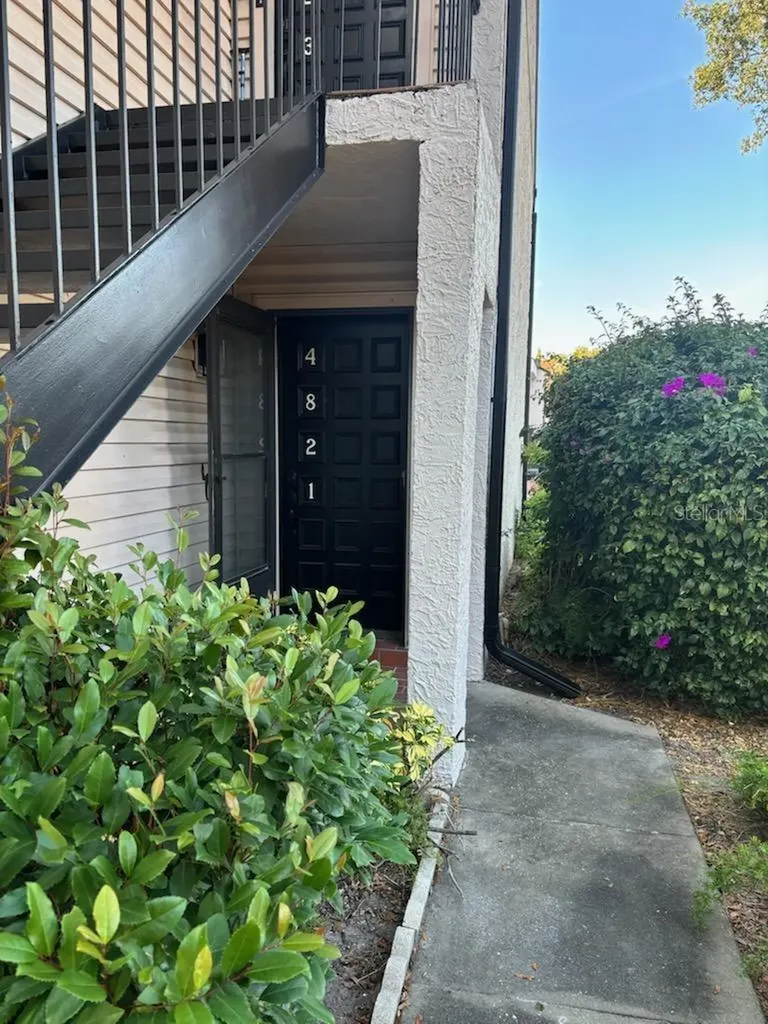 4821 Puritan Circle Tampa FL 33617