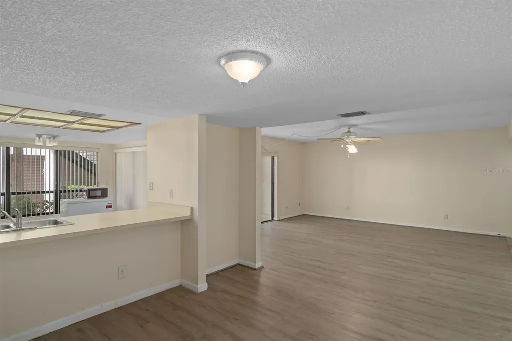 4821 Puritan Circle Tampa FL 33617