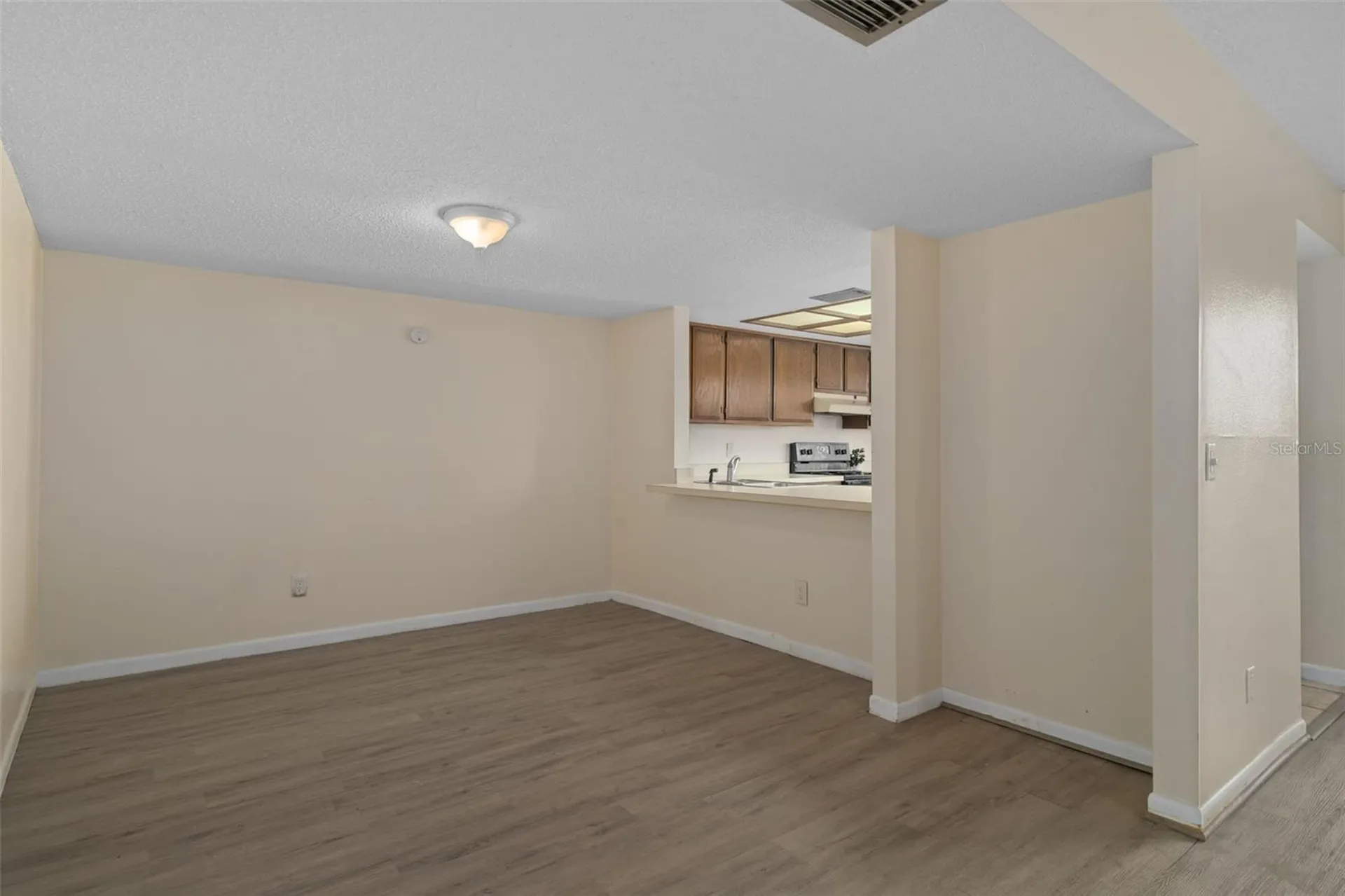 4821 Puritan Circle Tampa FL 33617