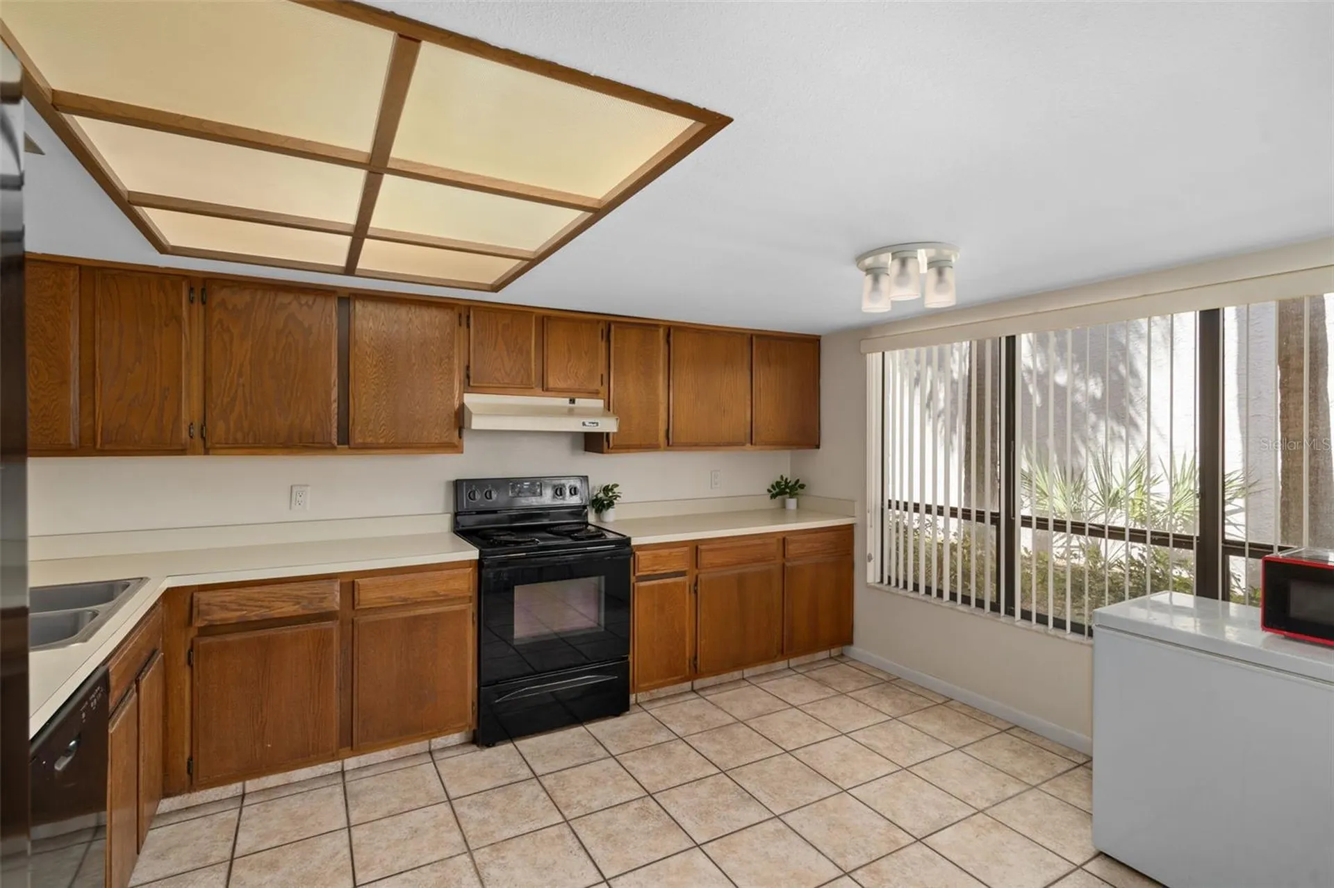 4821 Puritan Circle Tampa FL 33617