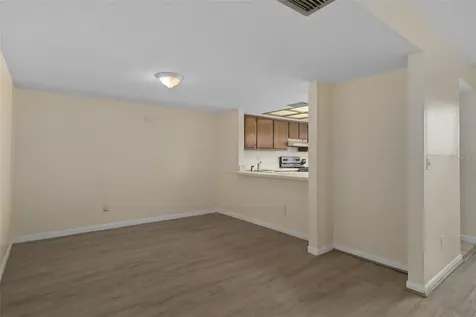 4821 Puritan Circle Tampa FL 33617