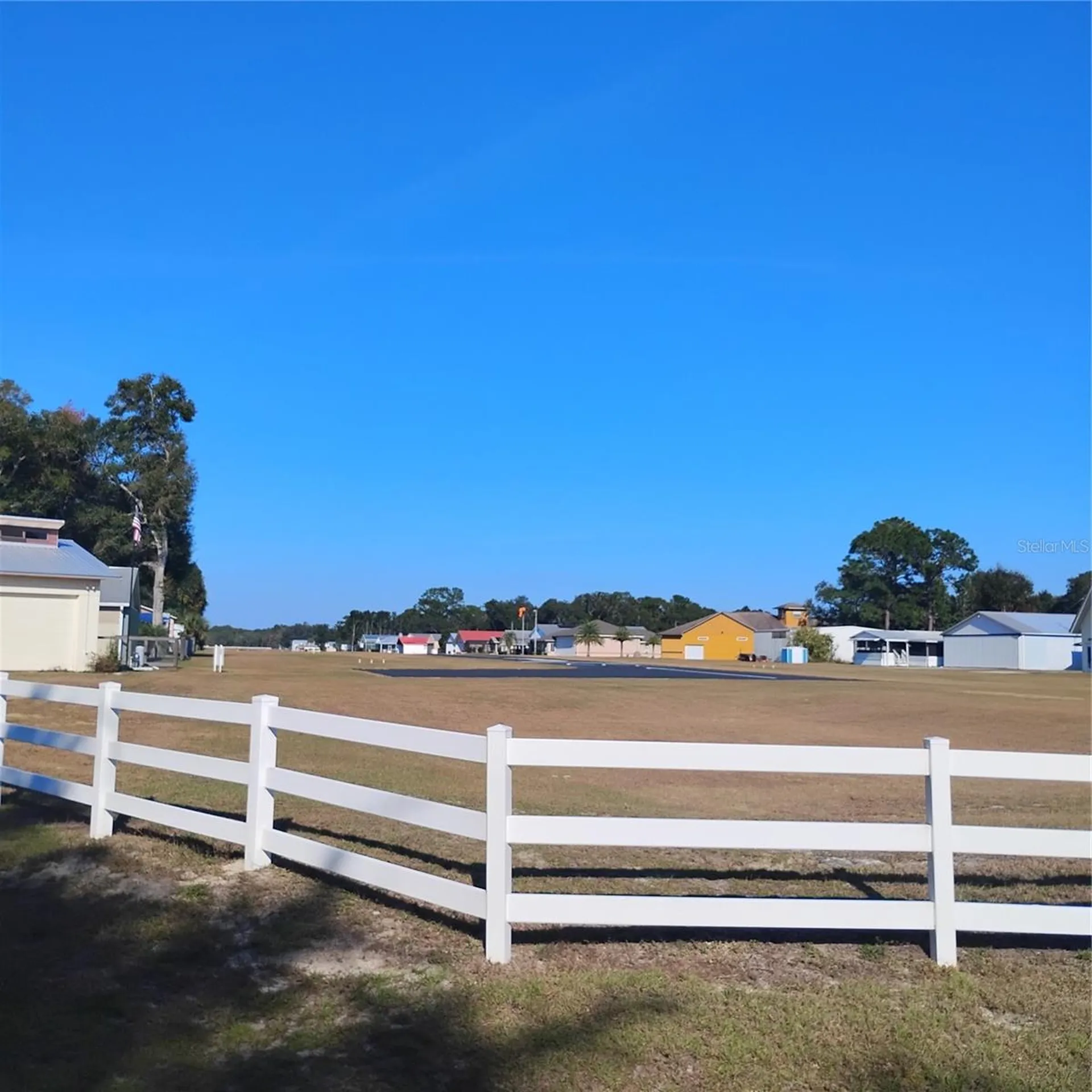 Tbd SE 61st Place Ocklawaha FL 32179