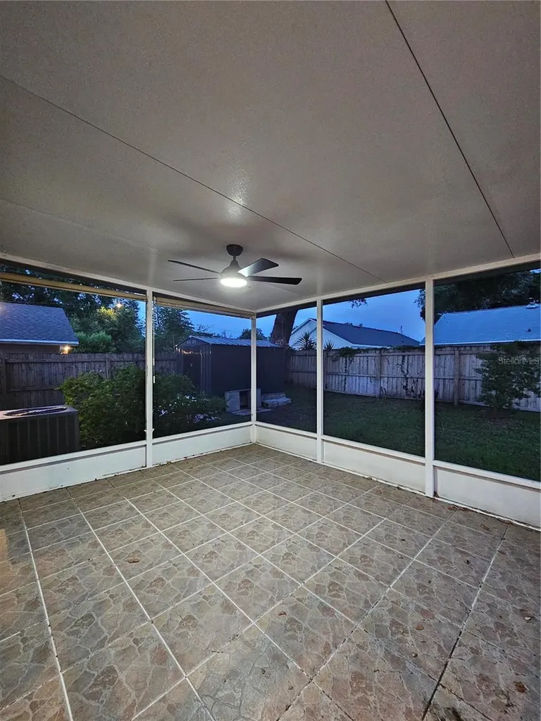 1892 White Avenue Orlando FL 32806