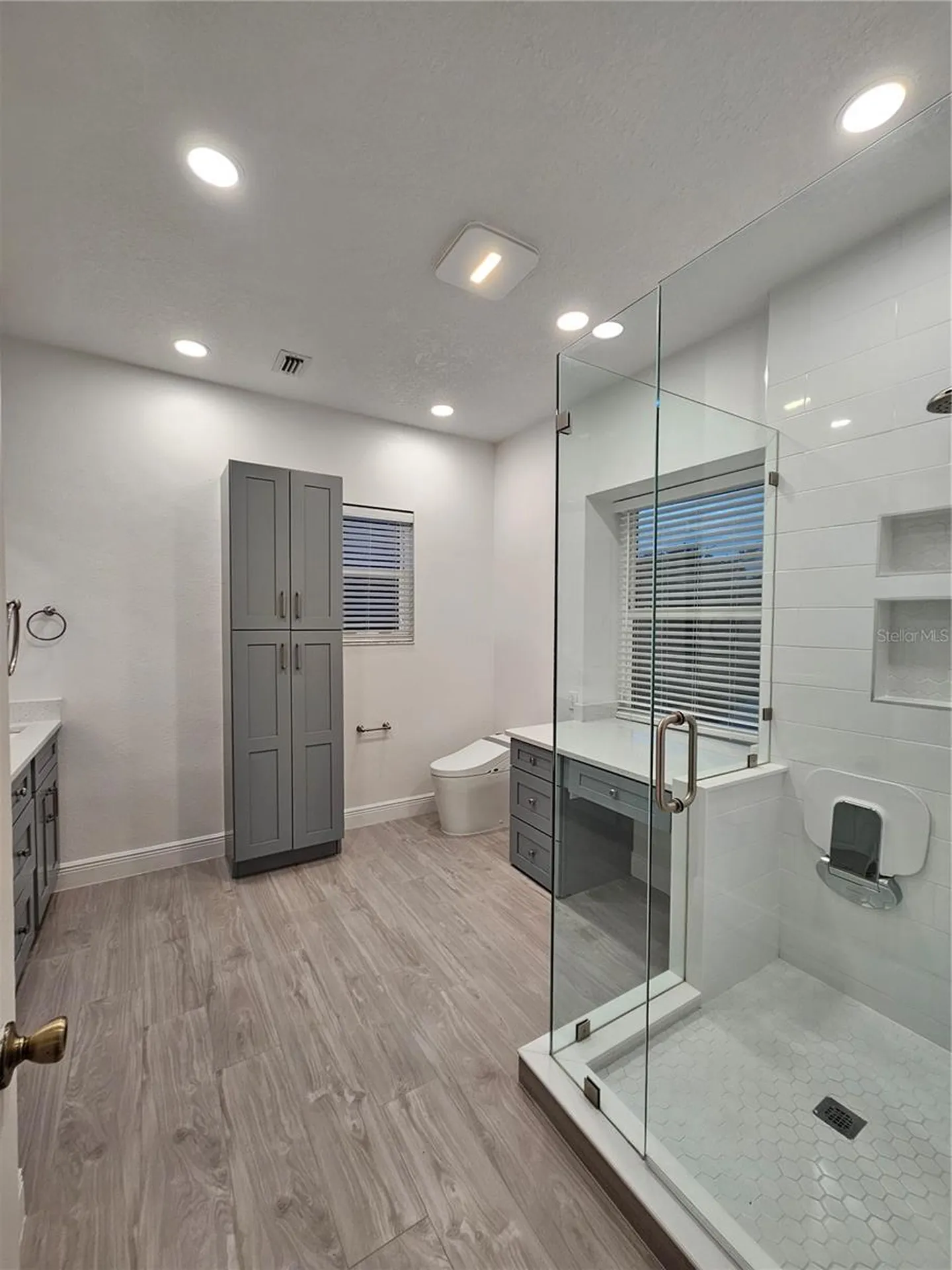1892 White Avenue Orlando FL 32806