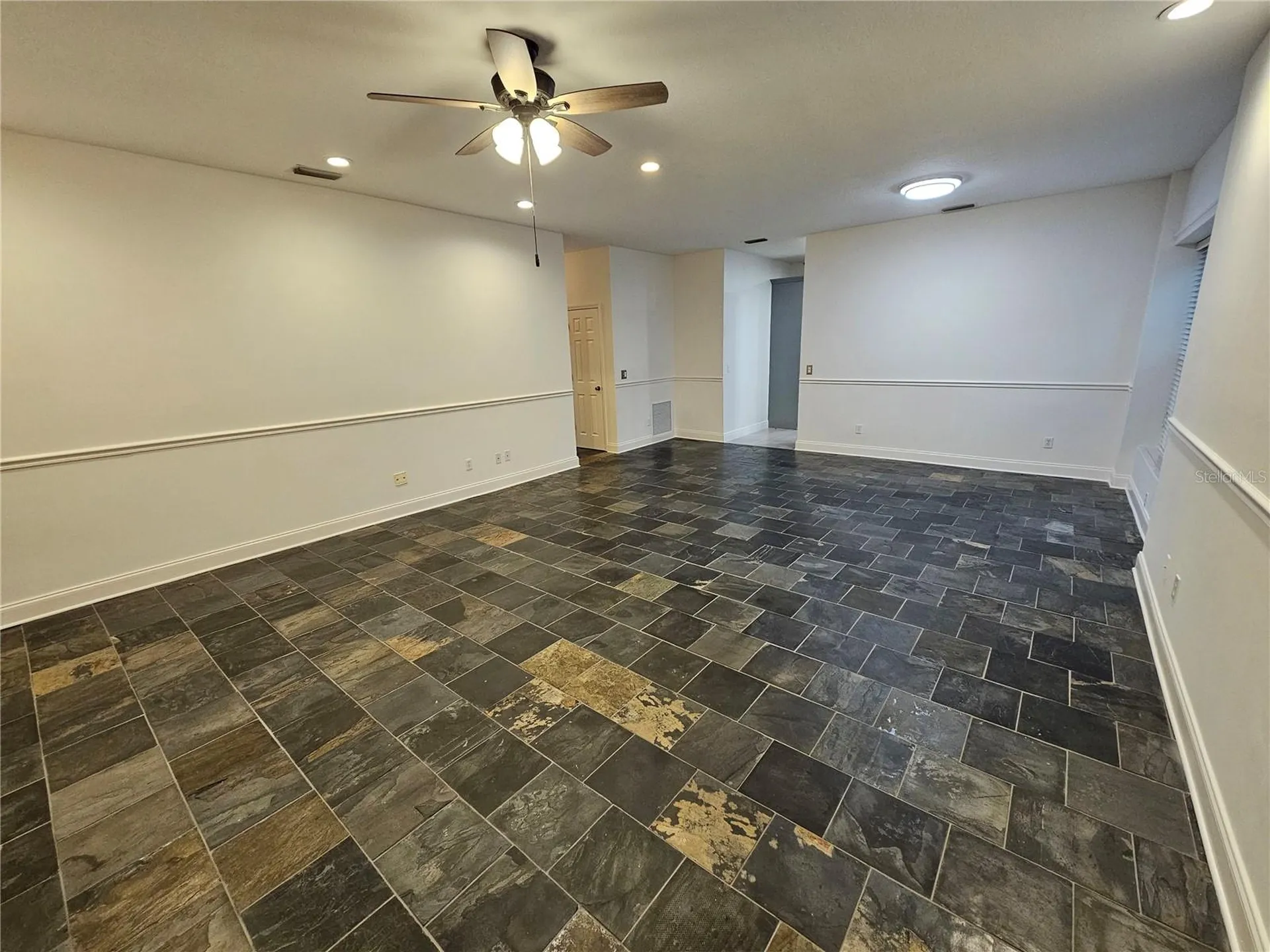 1892 White Avenue Orlando FL 32806