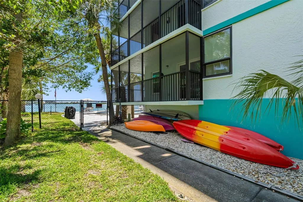 1848 Shore Drive S South Pasadena FL 33707