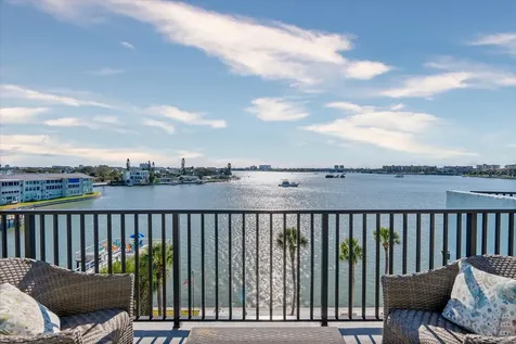 1848 Shore Drive S South Pasadena FL 33707