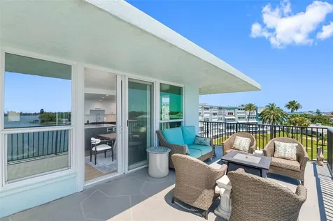 1848 Shore Drive S South Pasadena FL 33707