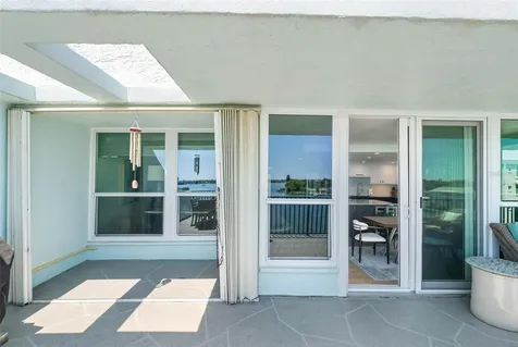 1848 Shore Drive S South Pasadena FL 33707