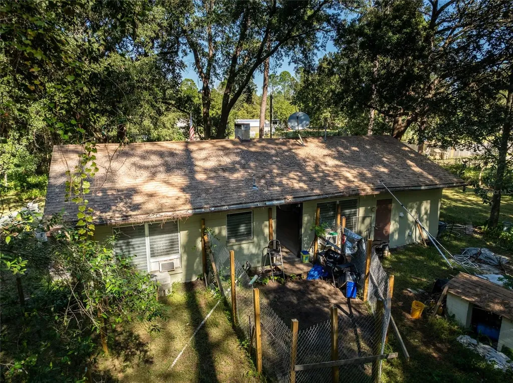 27726 Luella Avenue Paisley FL 32767