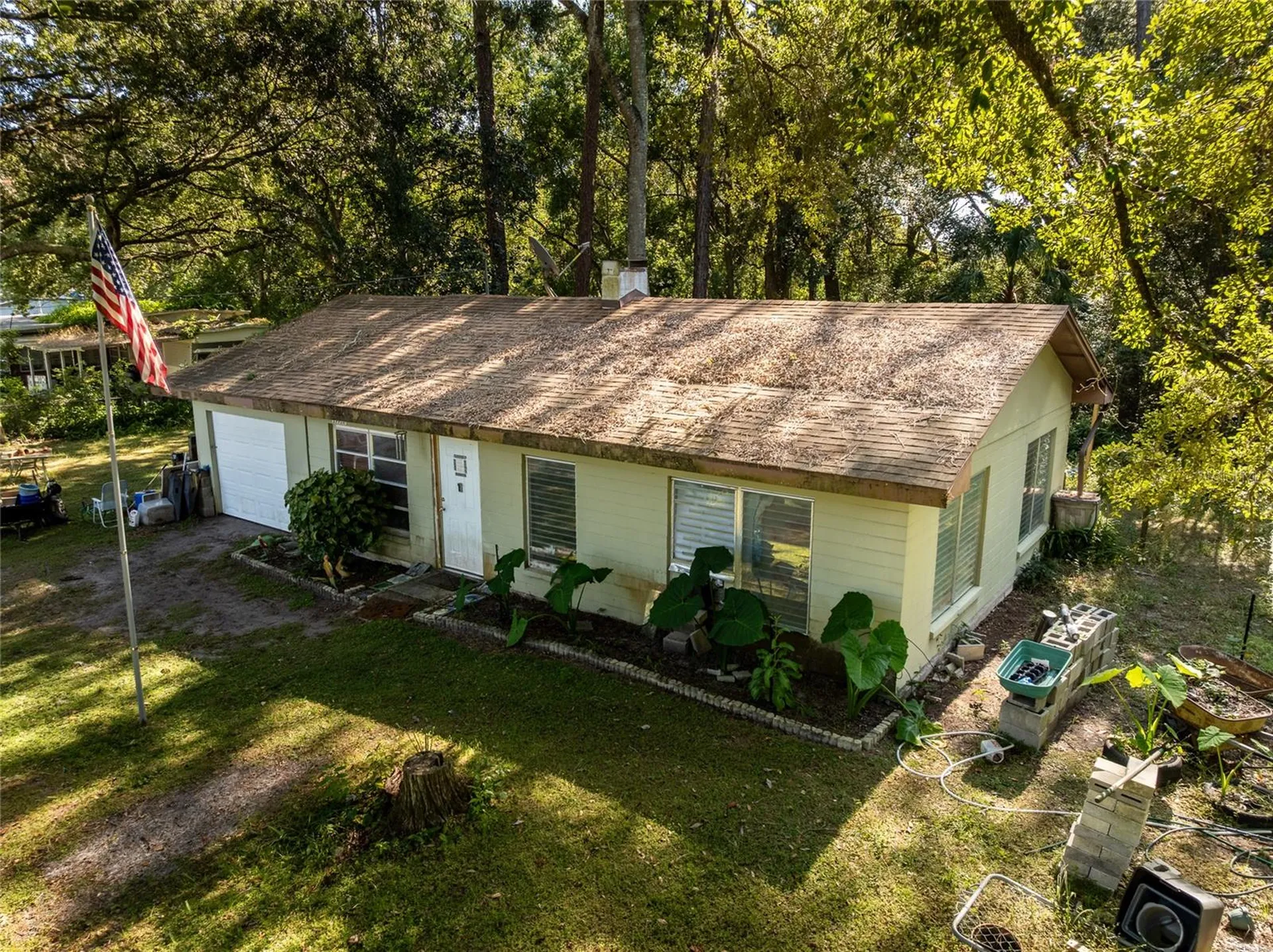 27726 Luella Avenue Paisley FL 32767