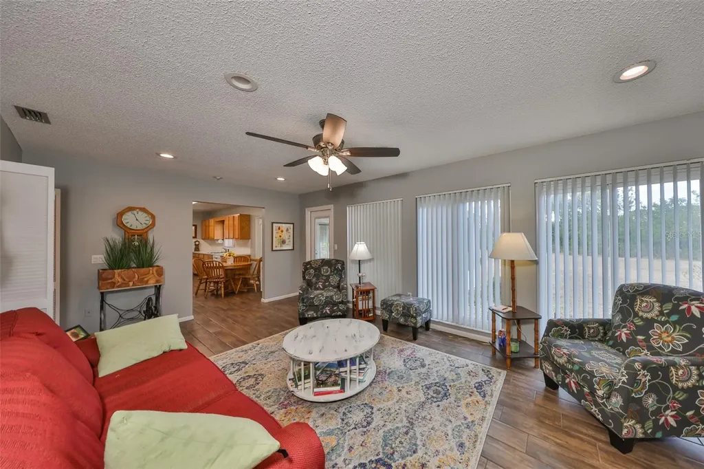 1807 Pineapple Palm Court Sun City Center FL 33573