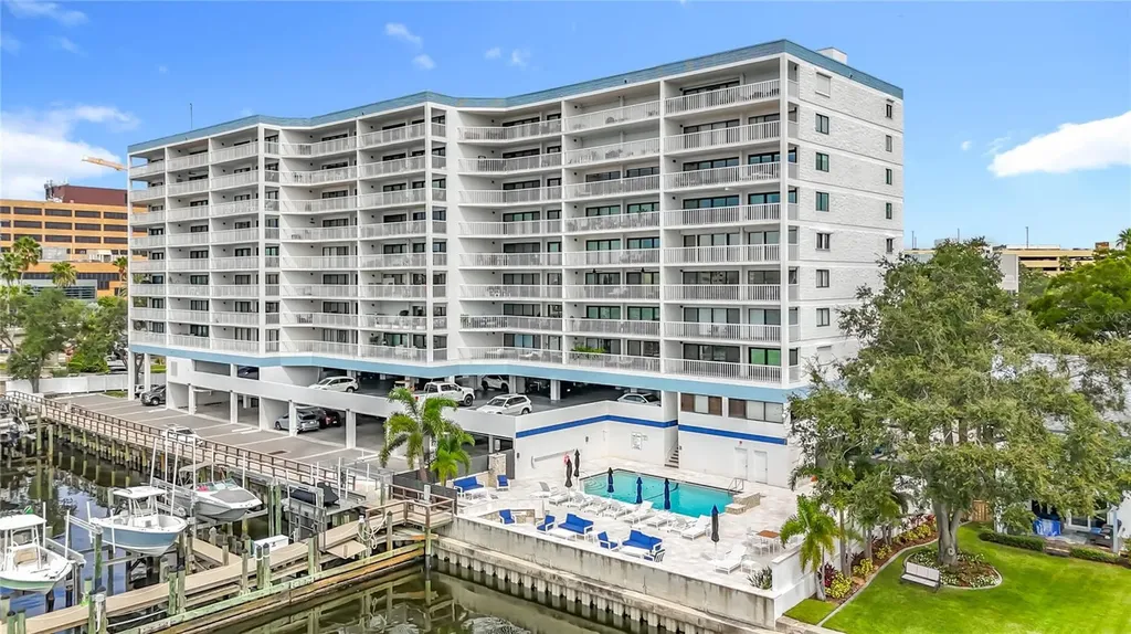 2 Adalia Avenue Tampa FL 33606