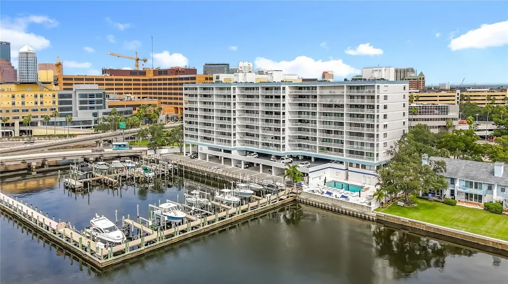 2 Adalia Avenue Tampa FL 33606