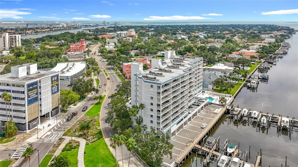 2 Adalia Avenue Tampa FL 33606