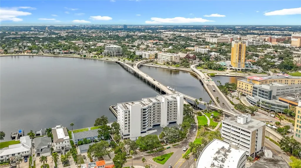 2 Adalia Avenue Tampa FL 33606