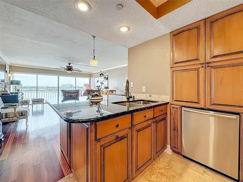 2 Adalia Avenue Tampa FL 33606