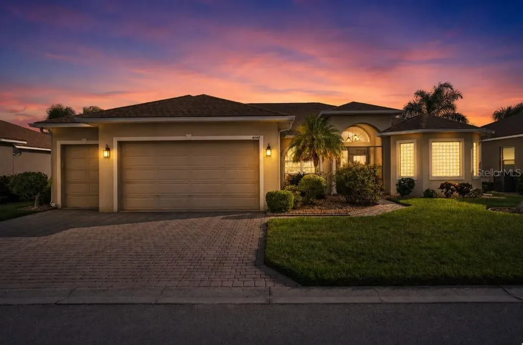 4048 Phoenician Way Winter Haven FL 33884