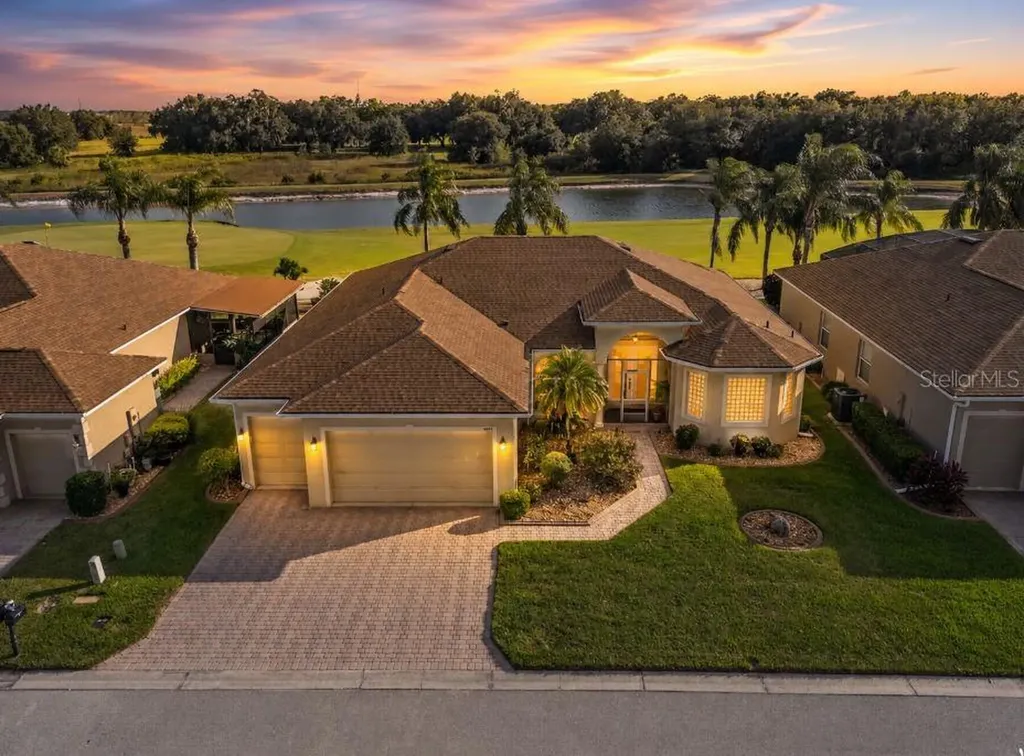 4048 Phoenician Way Winter Haven FL 33884